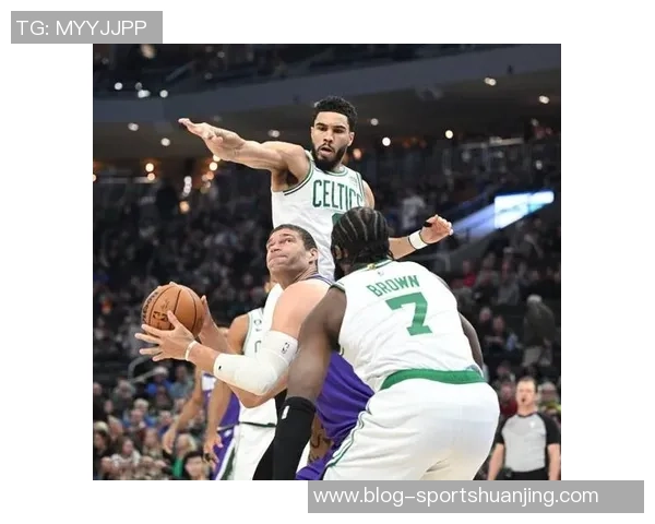 芬奇分析球队进攻节奏慢半拍换防不及时的问题 芬奇分析球队进攻节奏慢半拍换防不及时的问题